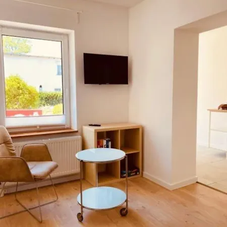 Διαμέρισμα Sonniges Im Garten, In Zentraler Lage